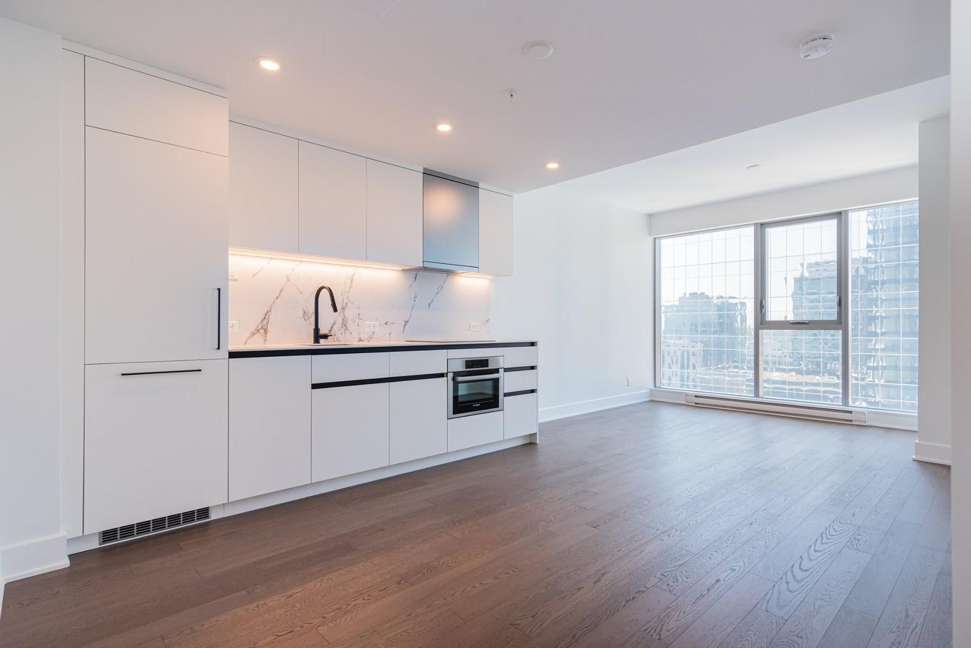 Vue d'ensemble - 3508-720 Rue St-Jacques, Montréal (Ville-Marie), QC - Indoor Photo Showing Kitchen