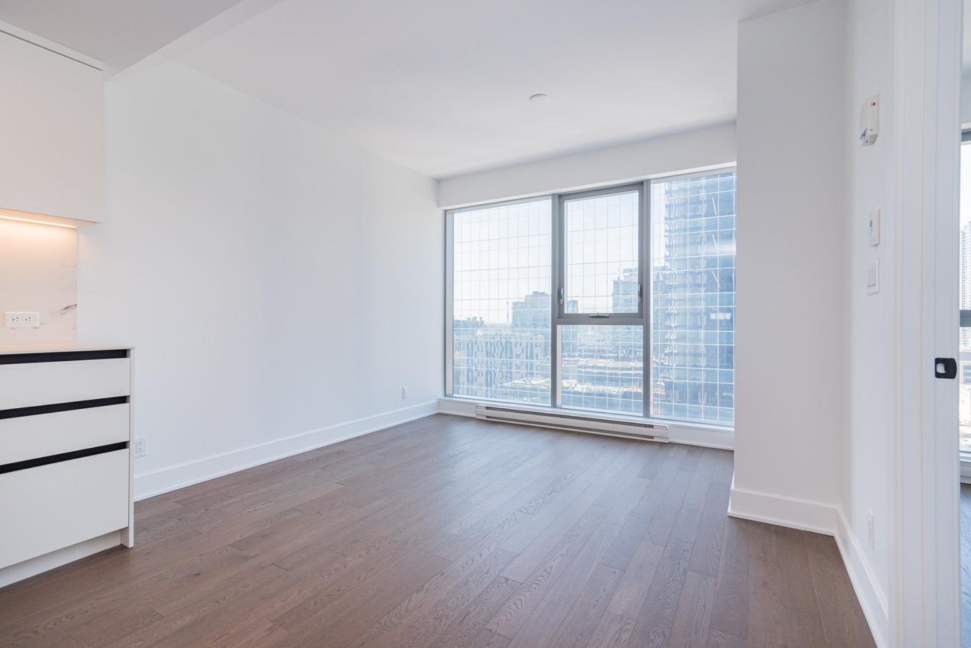 Salon - 3508-720 Rue St-Jacques, Montréal (Ville-Marie), QC - Indoor Photo Showing Other Room