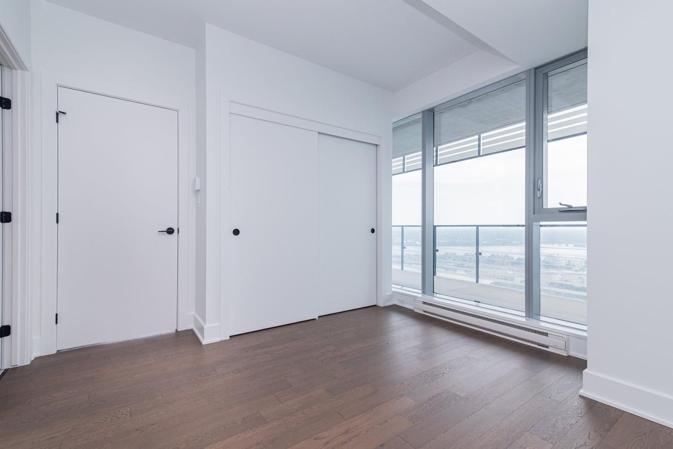 Master bedroom - 1904-720 Rue St-Jacques, Montréal (Ville-Marie), QC - Indoor Photo Showing Other Room