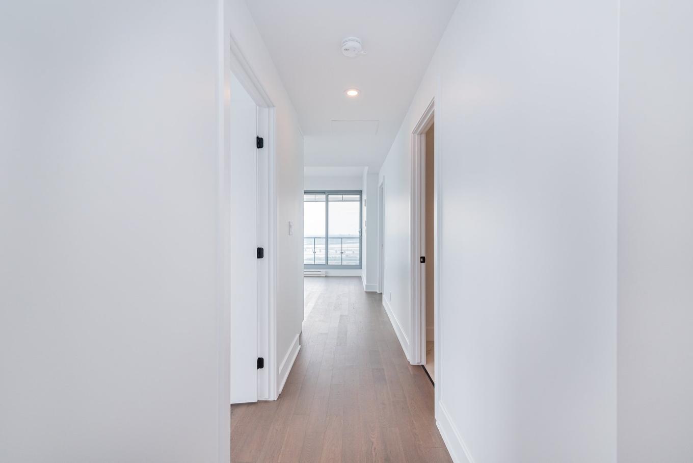 Hall - 1904-720 Rue St-Jacques, Montréal (Ville-Marie), QC - Indoor Photo Showing Other Room