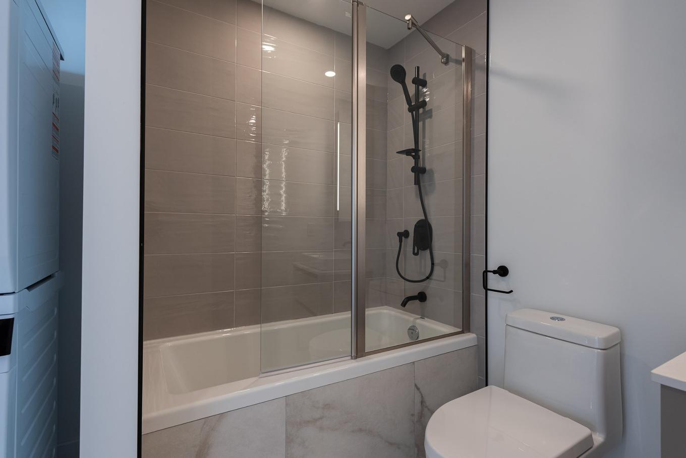 Salle de bains - 2906-720 Rue St-Jacques, Montréal (Ville-Marie), QC - Indoor Photo Showing Bathroom