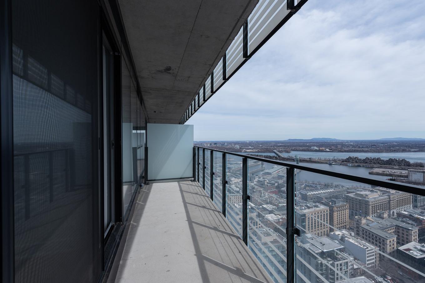 Balcon - 2906-720 Rue St-Jacques, Montréal (Ville-Marie), QC - Outdoor With View With Exterior