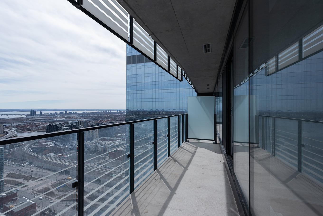 Balcon - 2906-720 Rue St-Jacques, Montréal (Ville-Marie), QC - Outdoor With Exterior