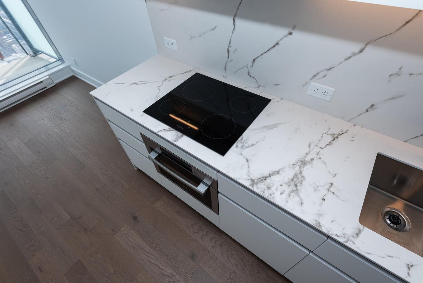 Cuisine - 2906-720 Rue St-Jacques, Montréal (Ville-Marie), QC - Indoor Photo Showing Other Room