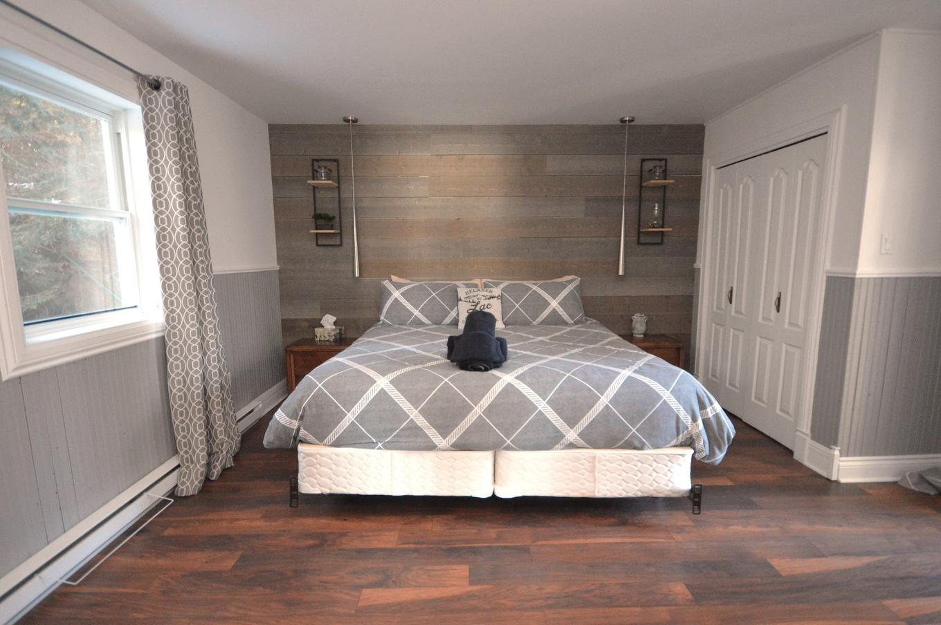 Chambre à coucher principale - 13017 Ch. Du Lac-Labelle, Labelle, QC - Indoor Photo Showing Bedroom