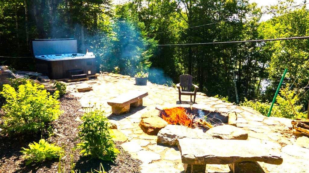 Spa - 13017 Ch. Du Lac-Labelle, Labelle, QC - Outdoor