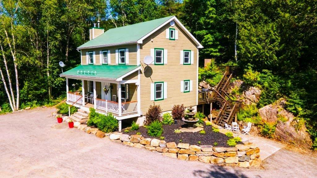Extérieur - 13017 Ch. Du Lac-Labelle, Labelle, QC - Outdoor With Deck Patio Veranda