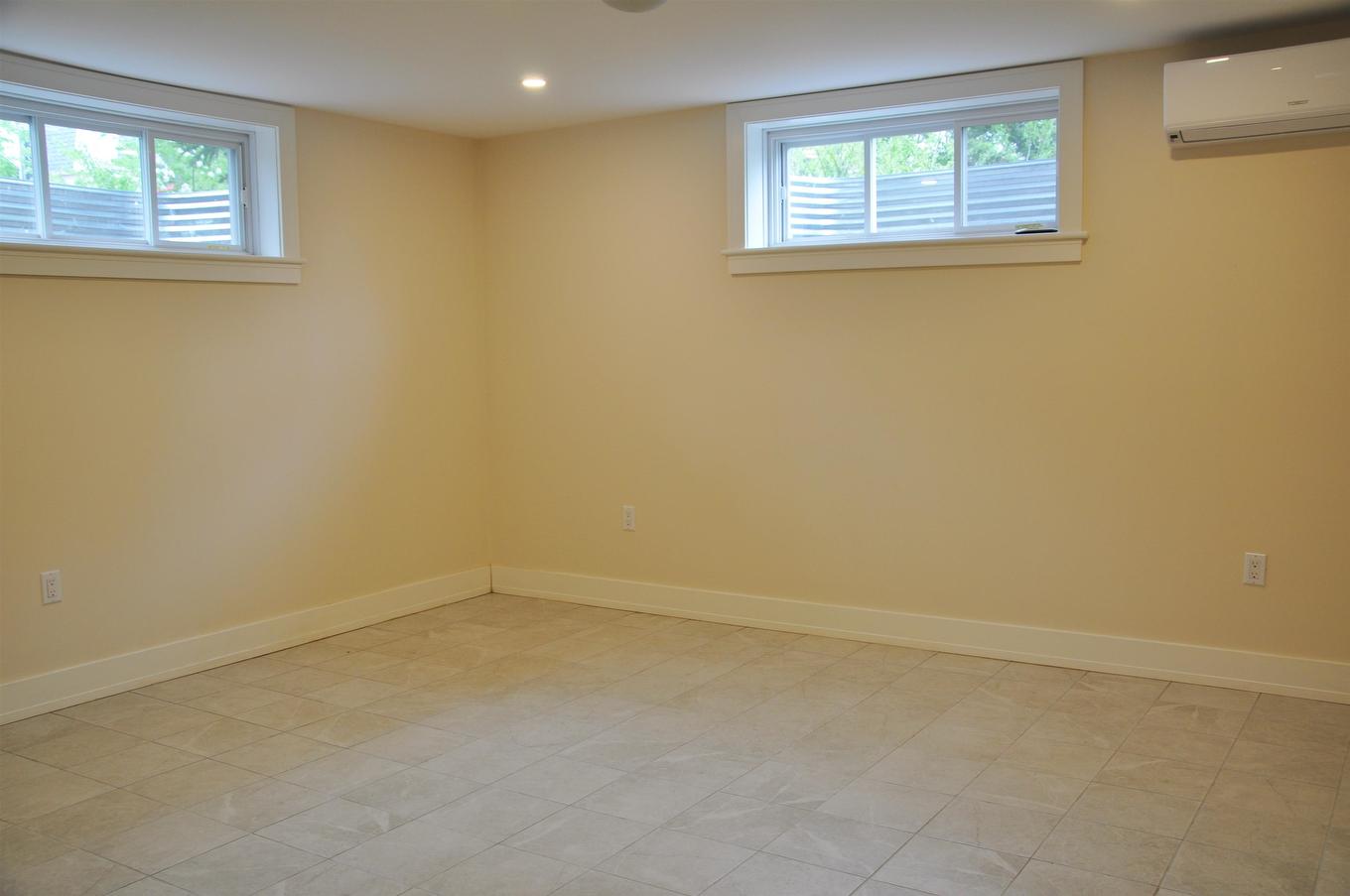 50 England Circle, Charlottetown, PE