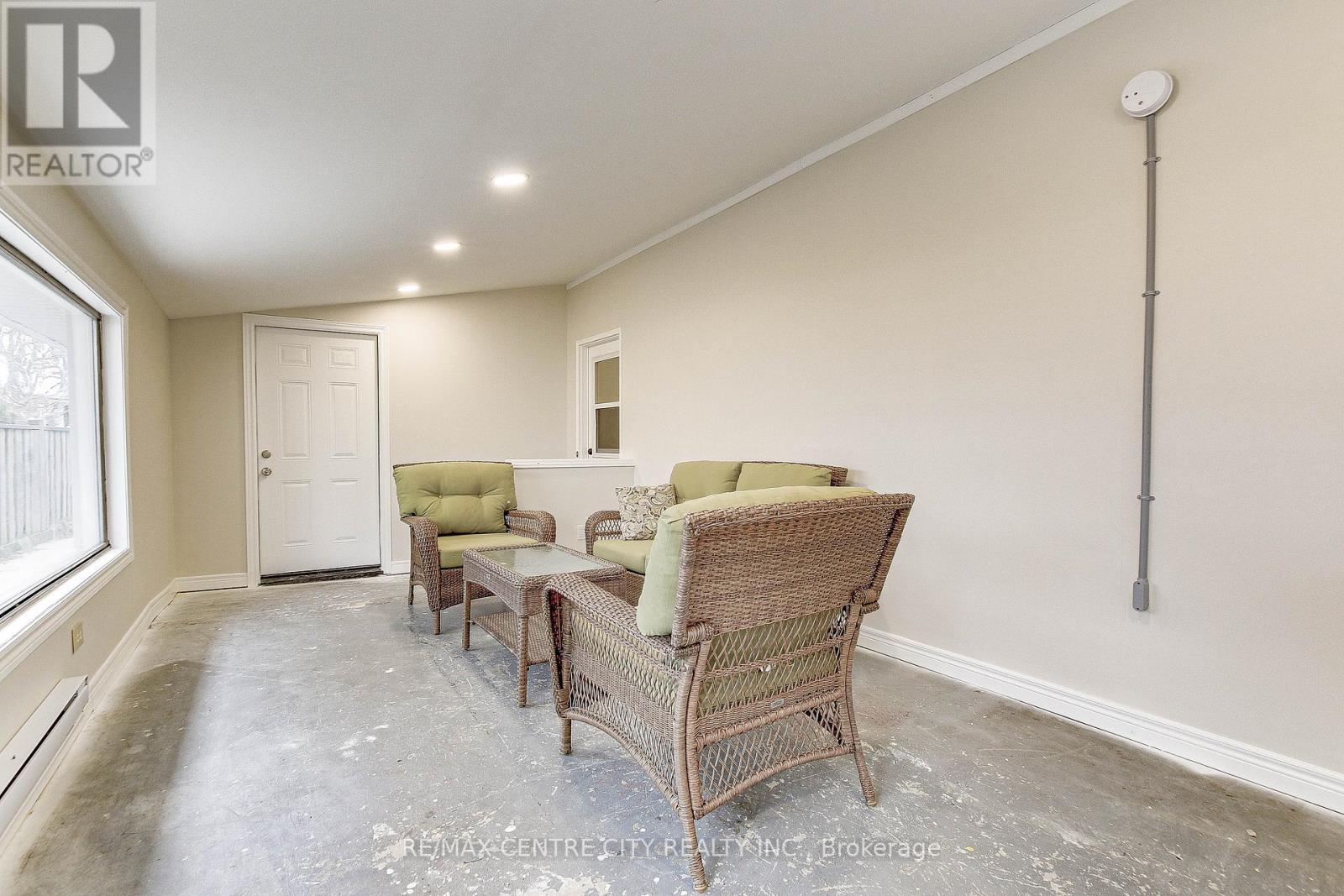 Lower - 329 Smith Street, Central Elgin (Port Stanley), ON - Indoor Photo Showing Other Room