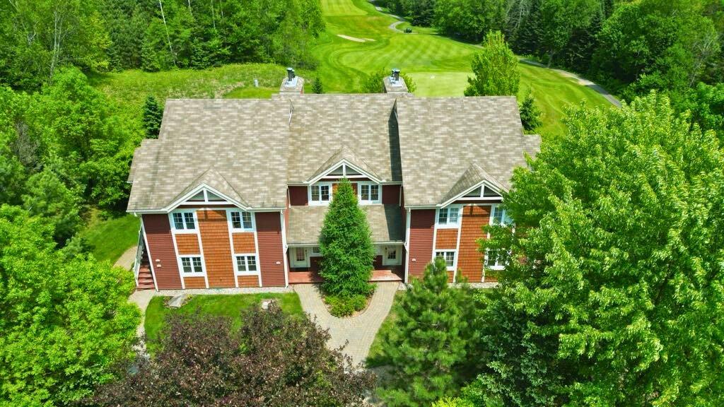 Frontage - 1822 Ch. Du Golf, Mont-Tremblant, QC - Outdoor