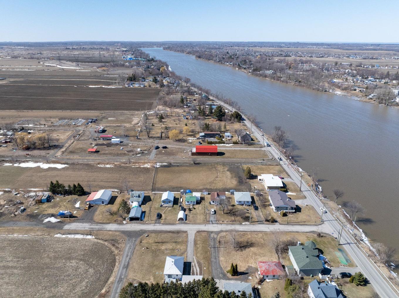 Aerial photo - 9790 Boul. Des Mille-Îles, Laval (Saint-François), QC