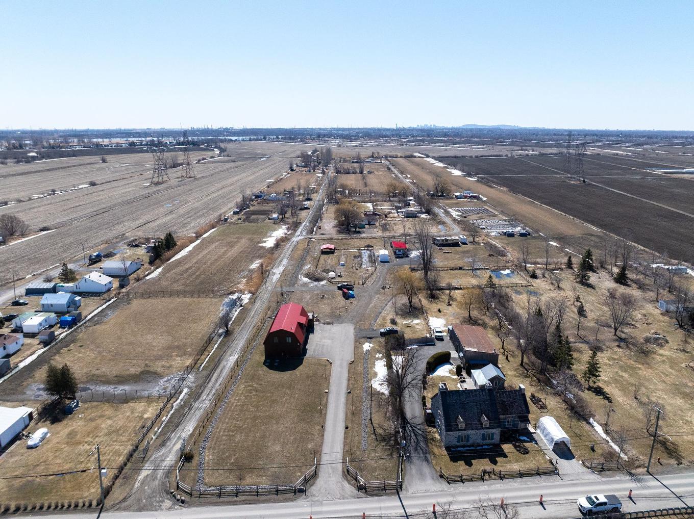 Aerial photo - 9790 Boul. Des Mille-Îles, Laval (Saint-François), QC