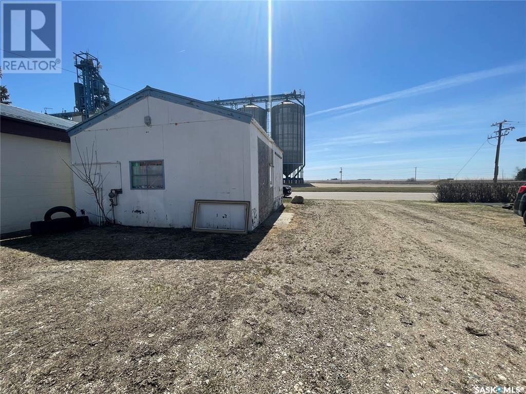 904 Railway Avenue, Cupar, SK