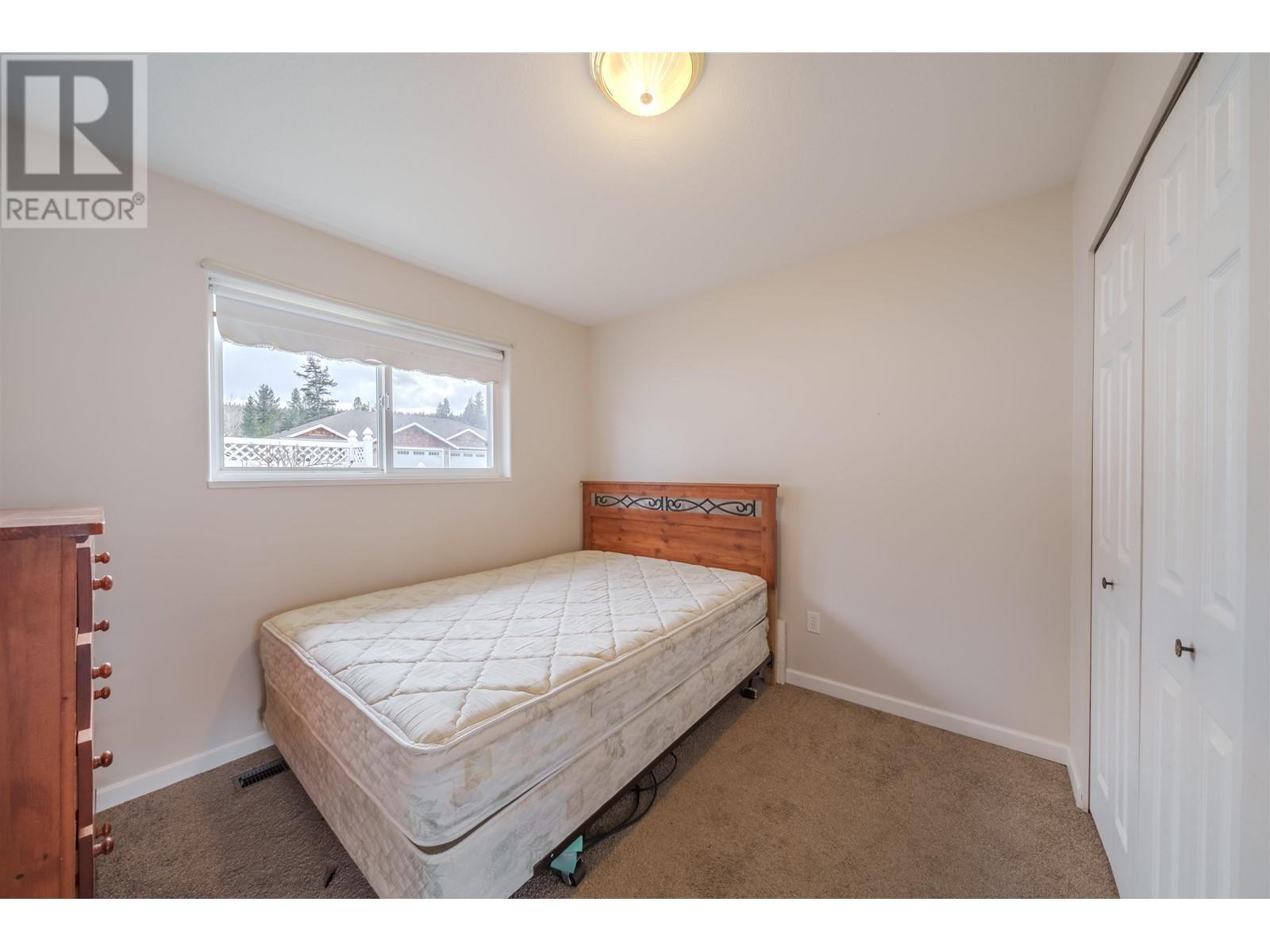 19 204 8Th Street, 100 Mile House, BC - Indoor Photo Showing Bedroom