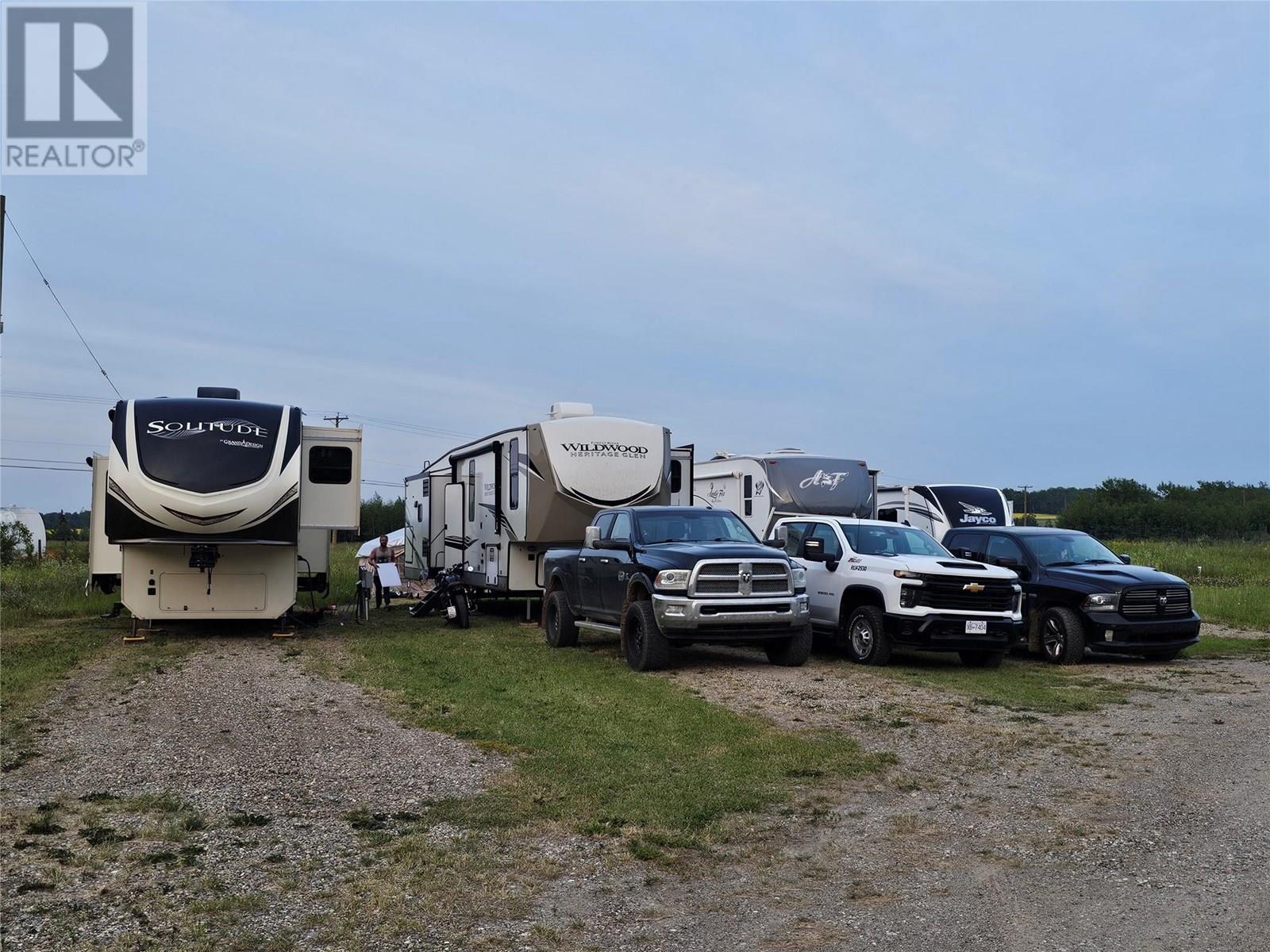 5025 Highway 97, Farmington, BC