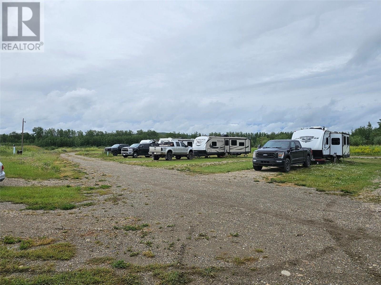 5025 Highway 97, Farmington, BC