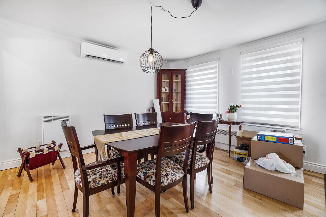 Salle à manger - 18 Rue Marie-Antoinette, Blainville, QC - Indoor Photo Showing Dining Room