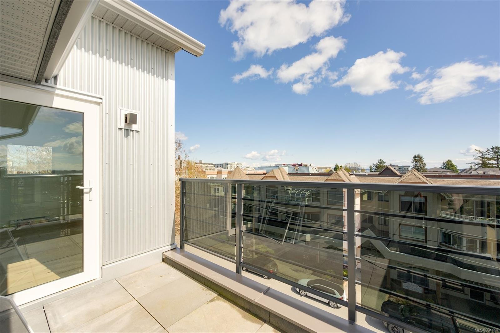 401-9716 Third St, Sidney, BC - Outdoor With Balcony