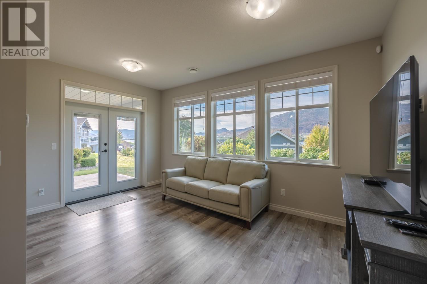 2450 Radio Tower Road Unit# 206, Oliver, BC - Indoor Photo Showing Other Room