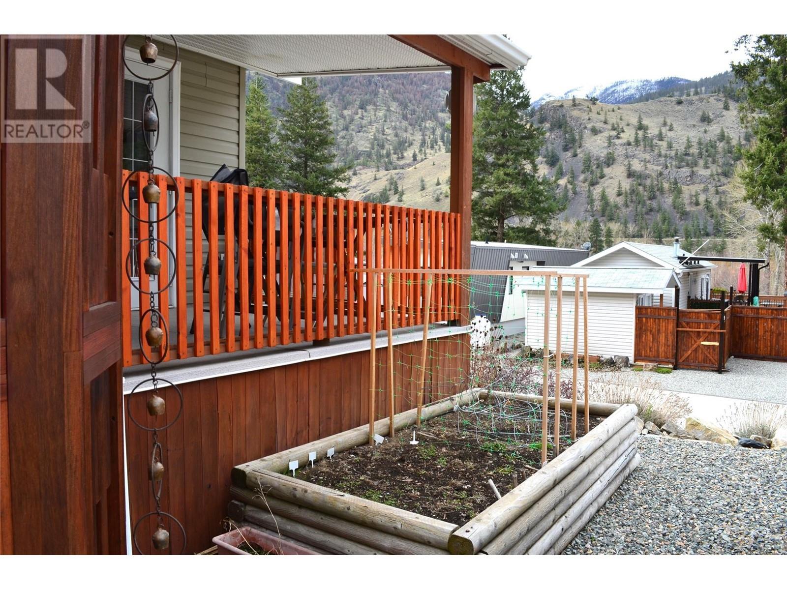 4354 Hwy 3 Highway Unit# 4, Keremeos, BC