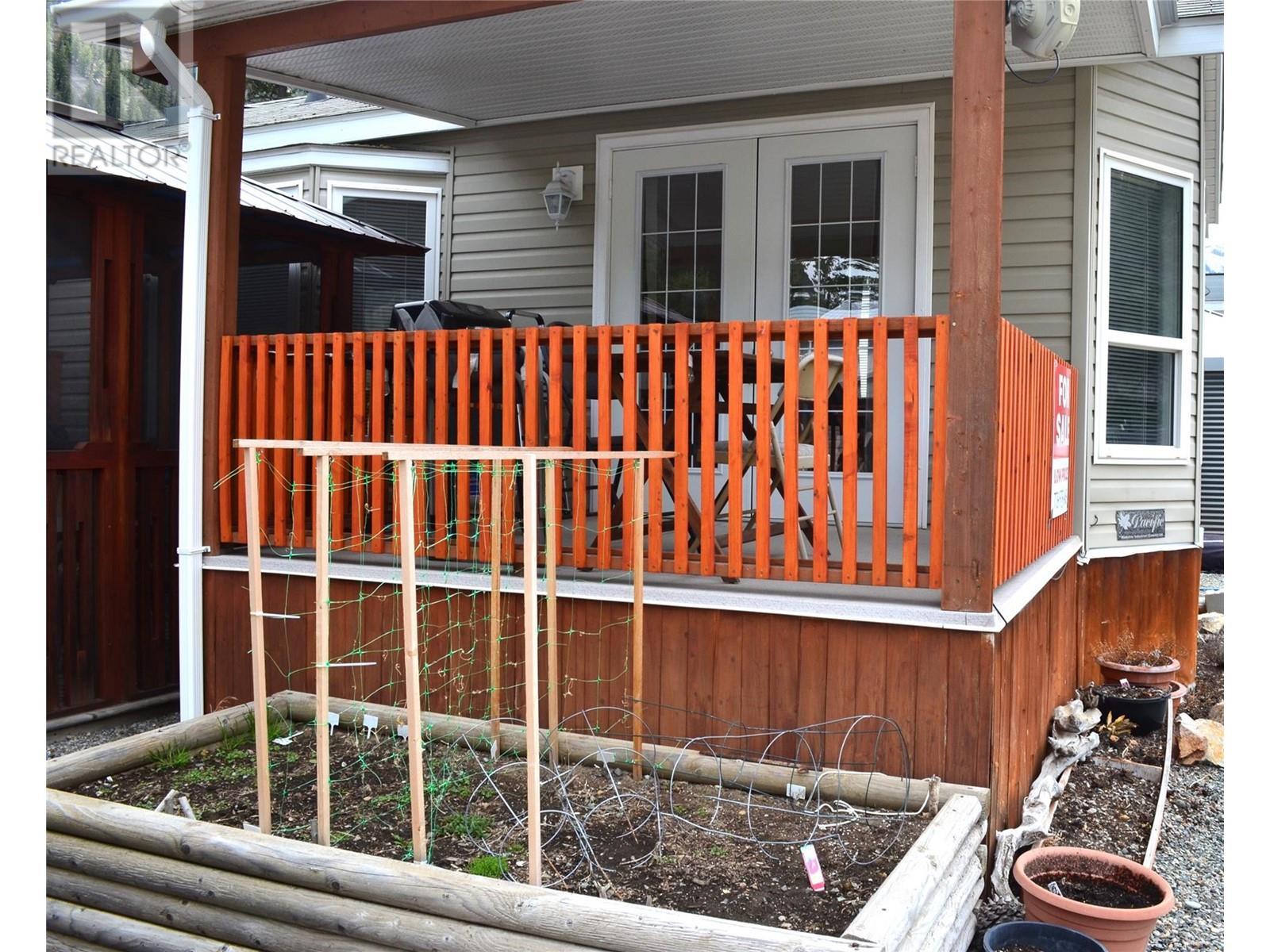 4354 Hwy 3 Highway Unit# 4, Keremeos, BC