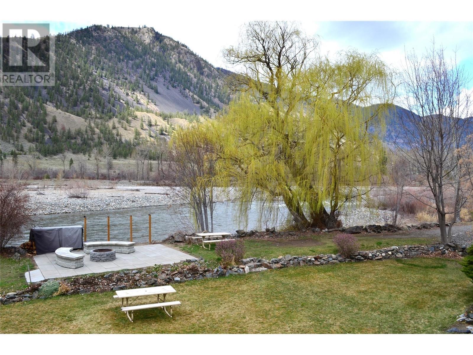 4354 Hwy 3 Highway Unit# 4, Keremeos, BC