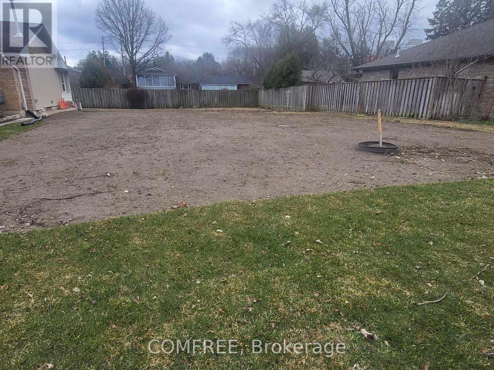 10 Lynwood Avenue, Guelph (Dovercliffe Park/Old University), ON