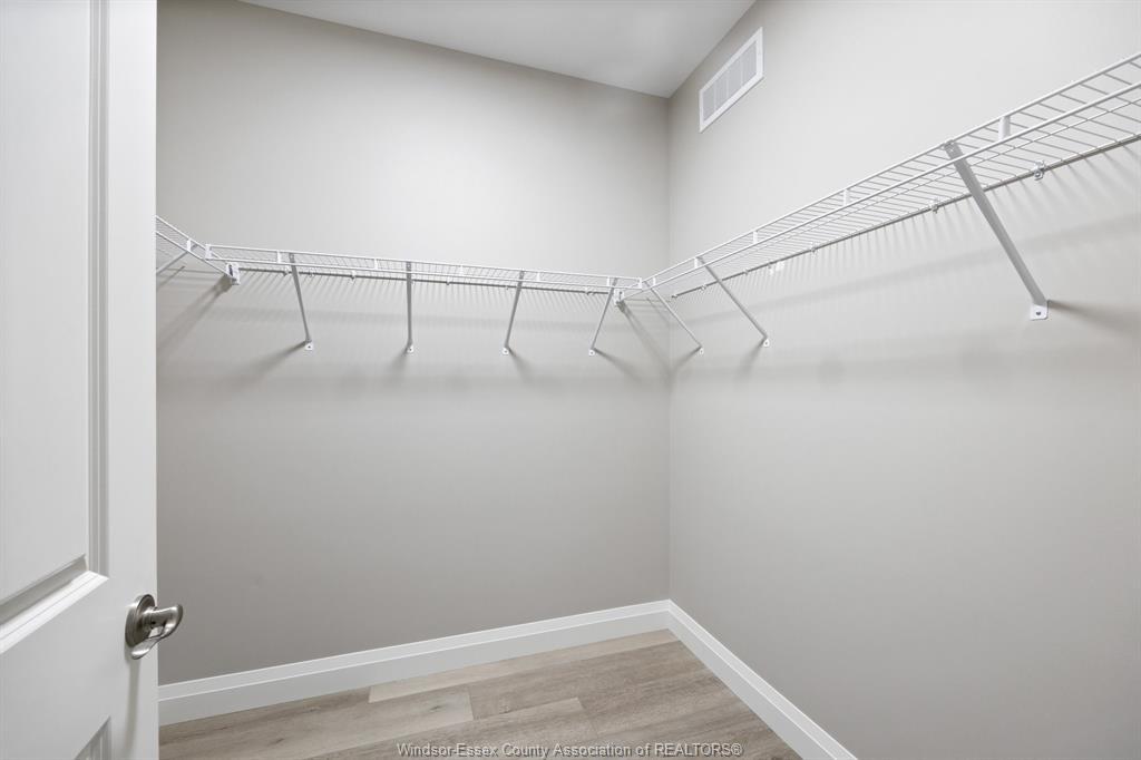 85 Pereira, Harrow, ON