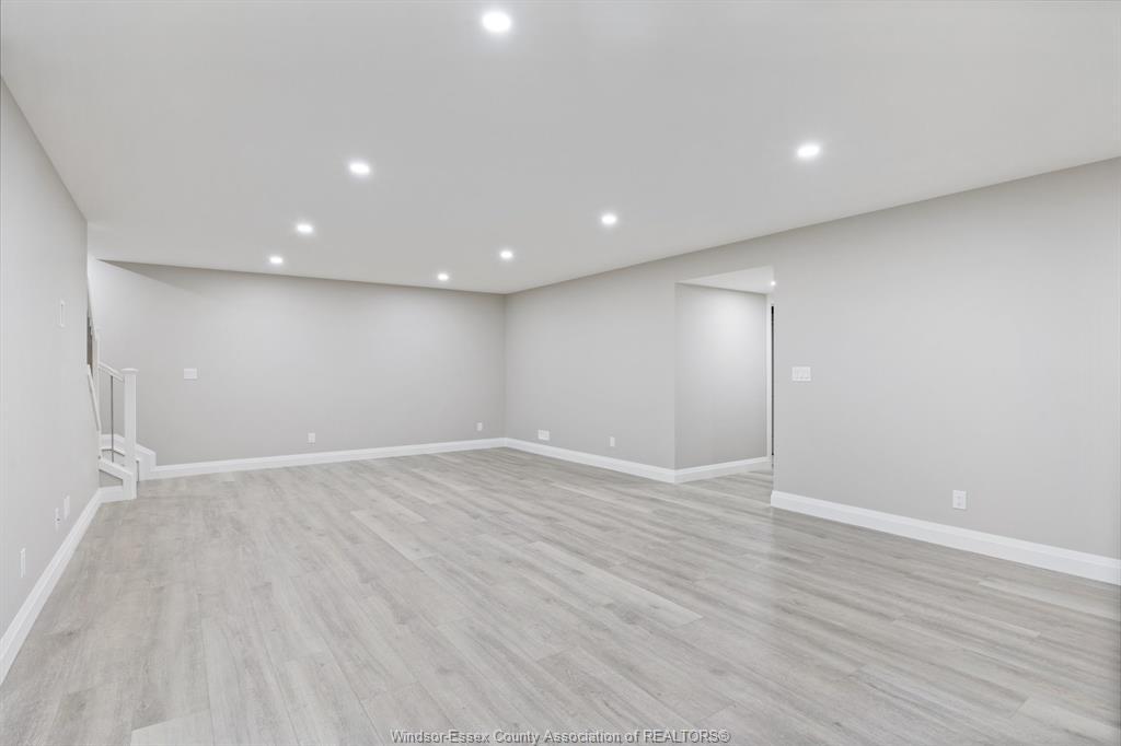 85 Pereira, Harrow, ON