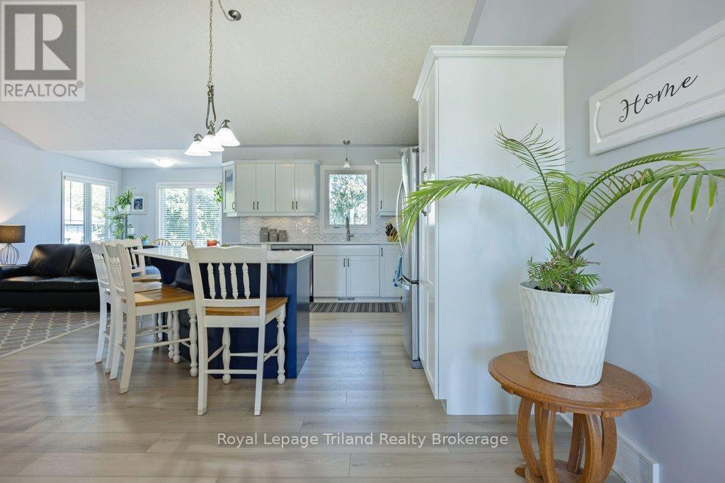 12 Graydon Drive, South-West Oxford (Mount Elgin), ON - Indoor Photo Showing Dining Room
