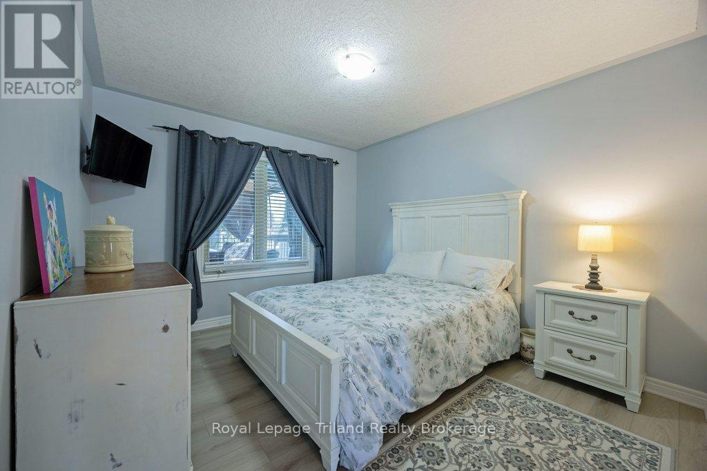 12 Graydon Drive, South-West Oxford (Mount Elgin), ON - Indoor Photo Showing Bedroom