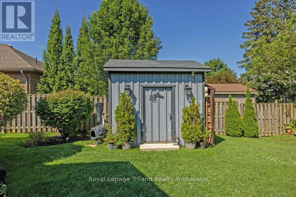 12 Graydon Drive, South-West Oxford (Mount Elgin), ON - Outdoor