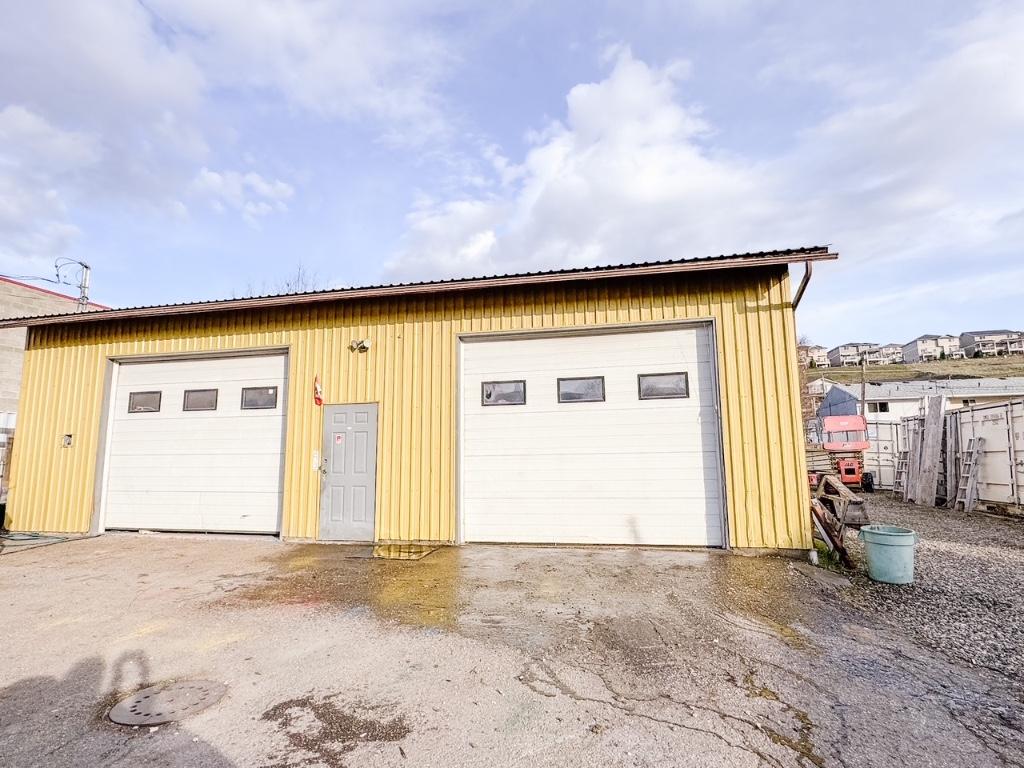 1909 43 Street, Vernon, BC