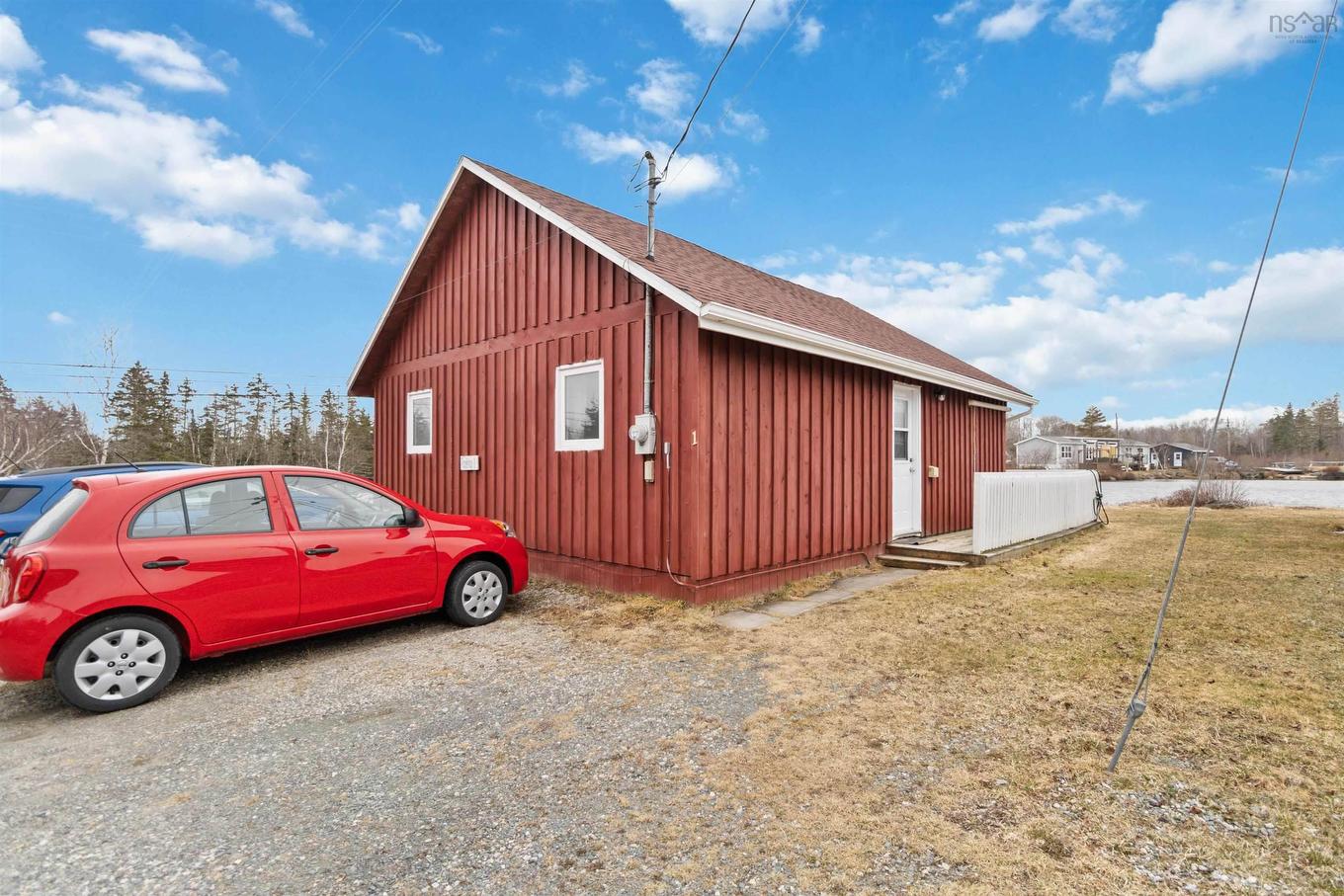 3288 Highway 3, Lydgate, NS