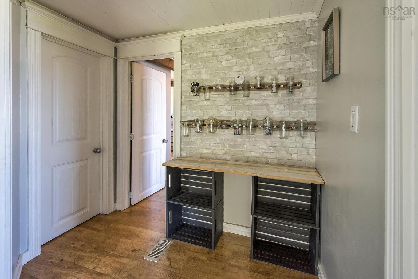 1 Atlantic Street, Clark'S Harbour, NS