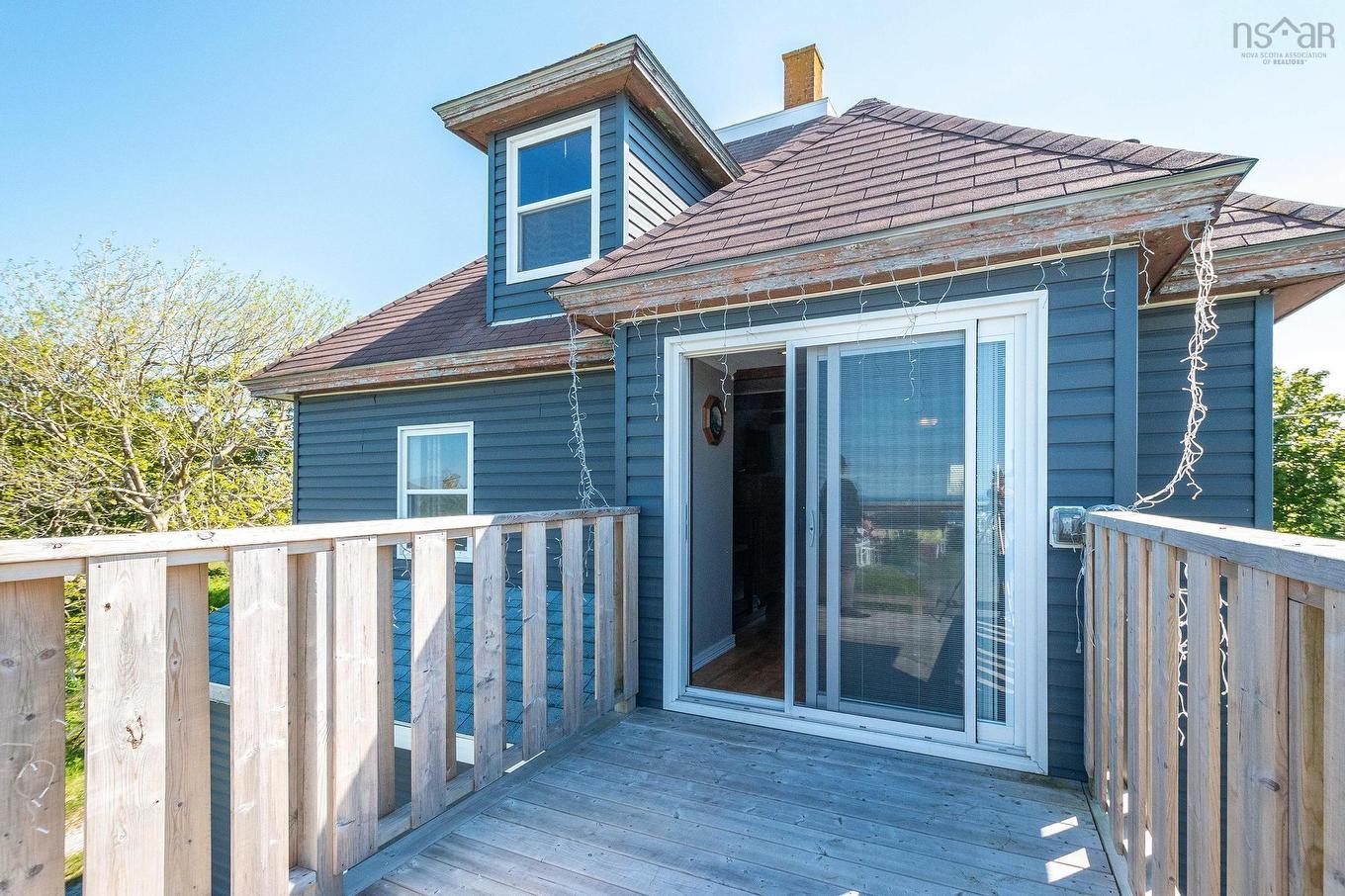 1 Atlantic Street, Clark'S Harbour, NS