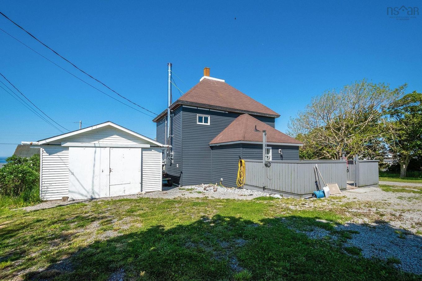 1 Atlantic Street, Clark'S Harbour, NS