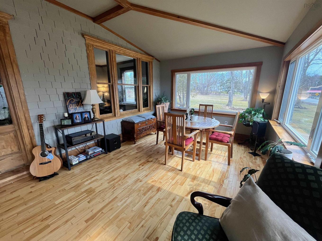 11659 Highway 16, Boylston, NS