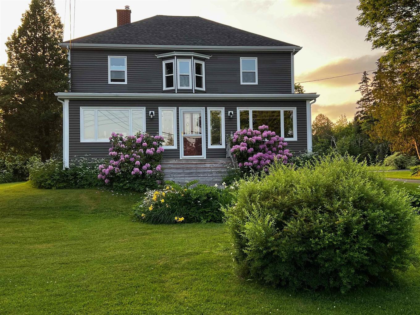 11659 Highway 16, Boylston, NS