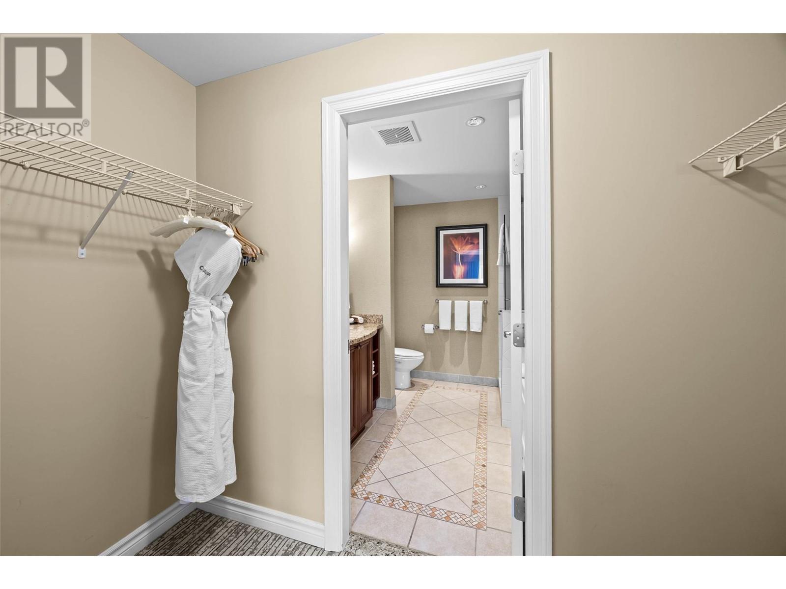 3250 Village Way Unit# 1201Abcd, Sun Peaks, BC - Indoor