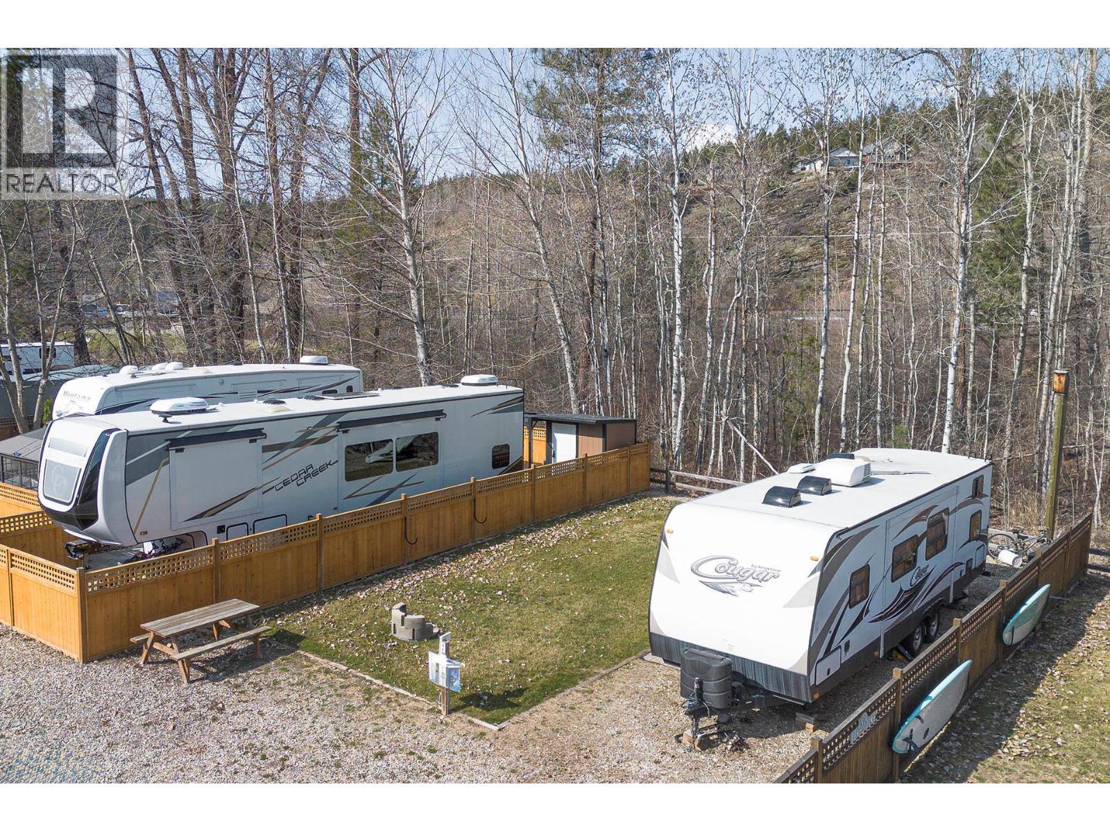 41 Cottonwood Drive N, Lee Creek, BC