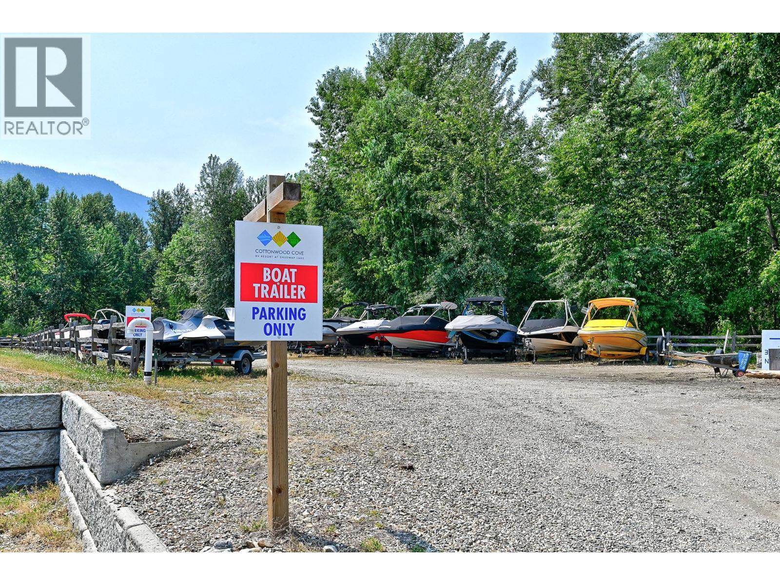 41 Cottonwood Drive N, Lee Creek, BC