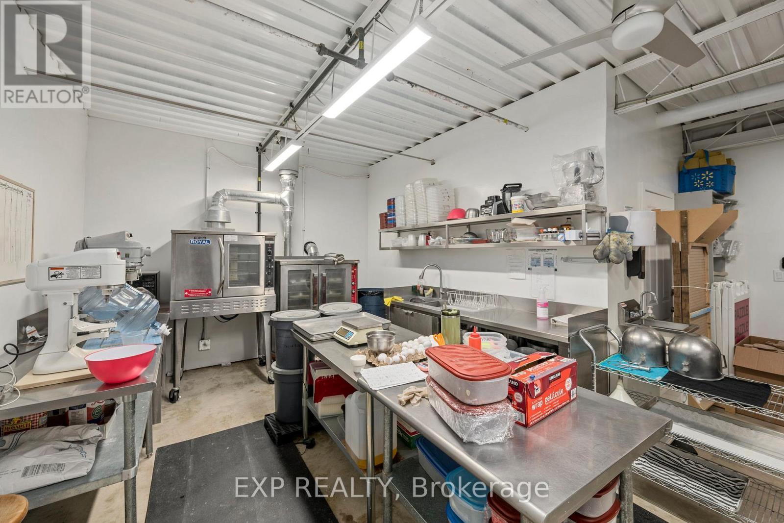 319 Springbank Drive, London South (South D), ON