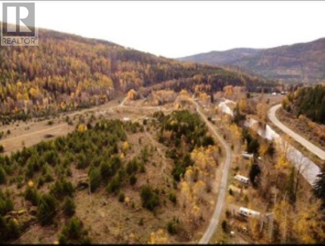 3 Valley Road Lot# 68, Yahk, BC