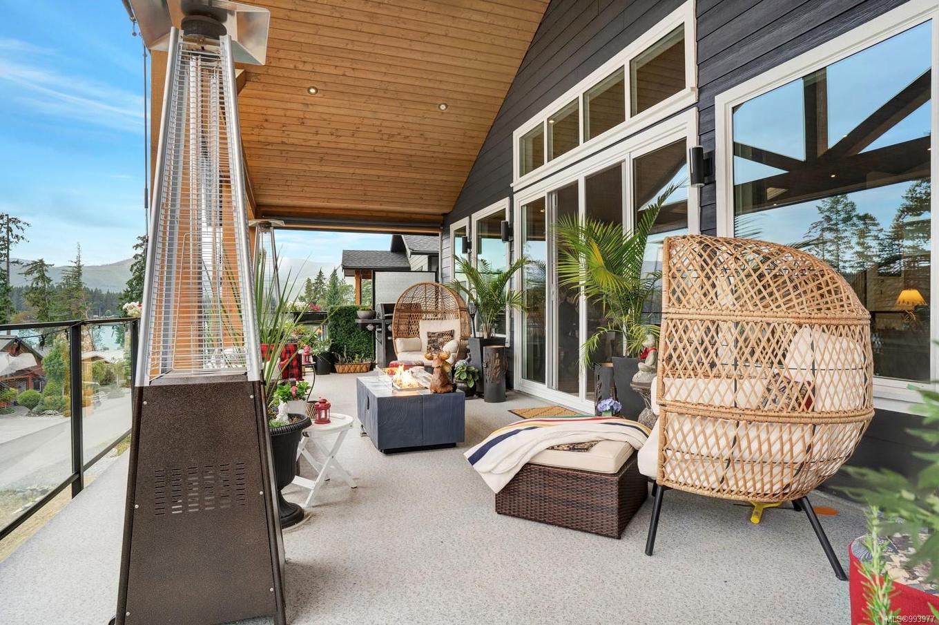 9388 Lakefront Rise, Lake Cowichan, BC