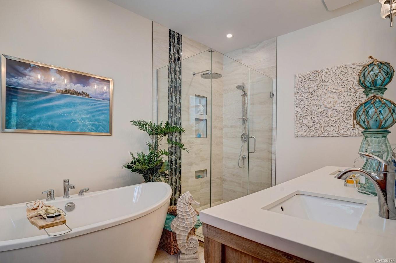 9388 Lakefront Rise, Lake Cowichan, BC