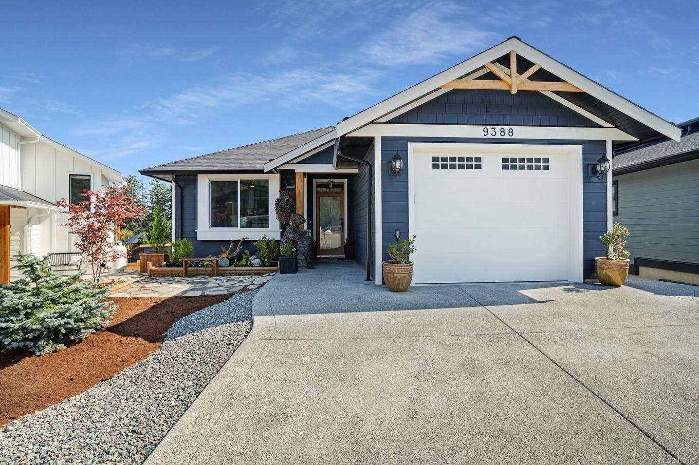 9388 Lakefront Rise, Lake Cowichan, BC