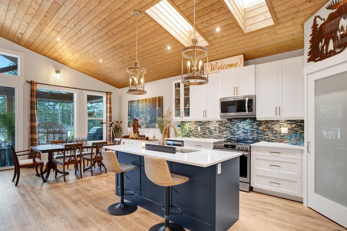 9388 Lakefront Rise, Lake Cowichan, BC