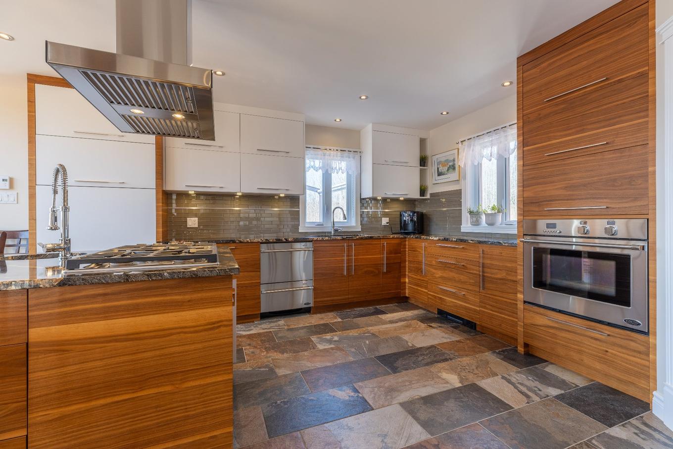 Cuisine - 521 Rue Vic, Saint-Michel-Des-Saints, QC - Indoor Photo Showing Kitchen