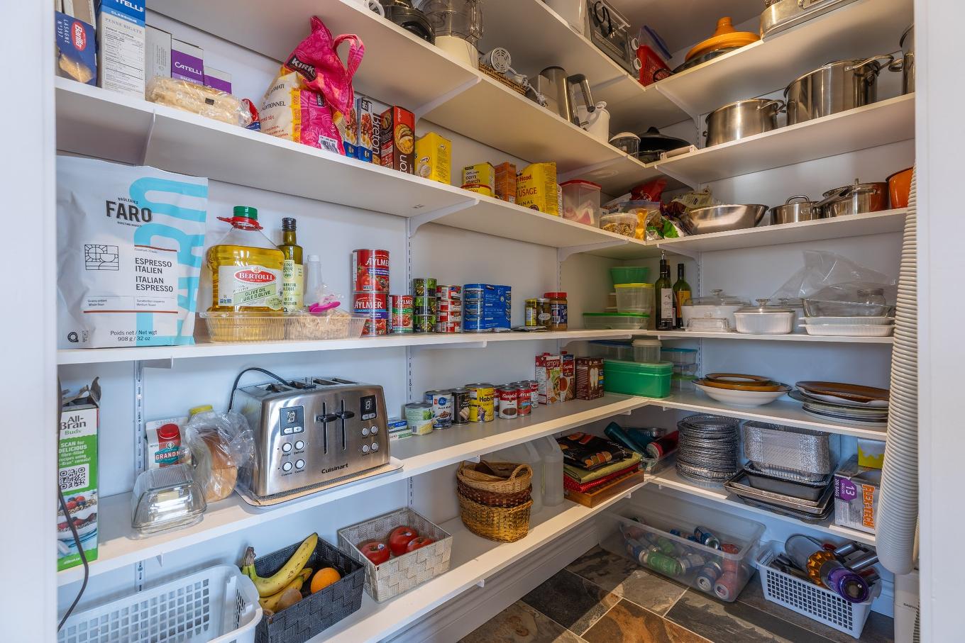 Autre - 521 Rue Vic, Saint-Michel-Des-Saints, QC - Indoor With Storage